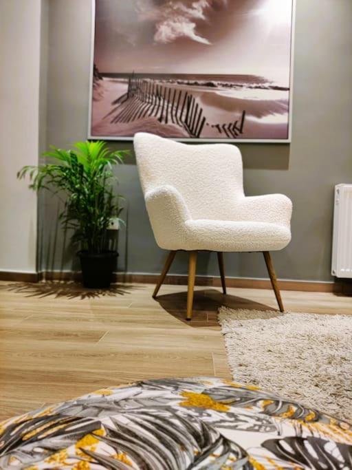 Your Pin -Non- The Rest Trikala  Exterior photo